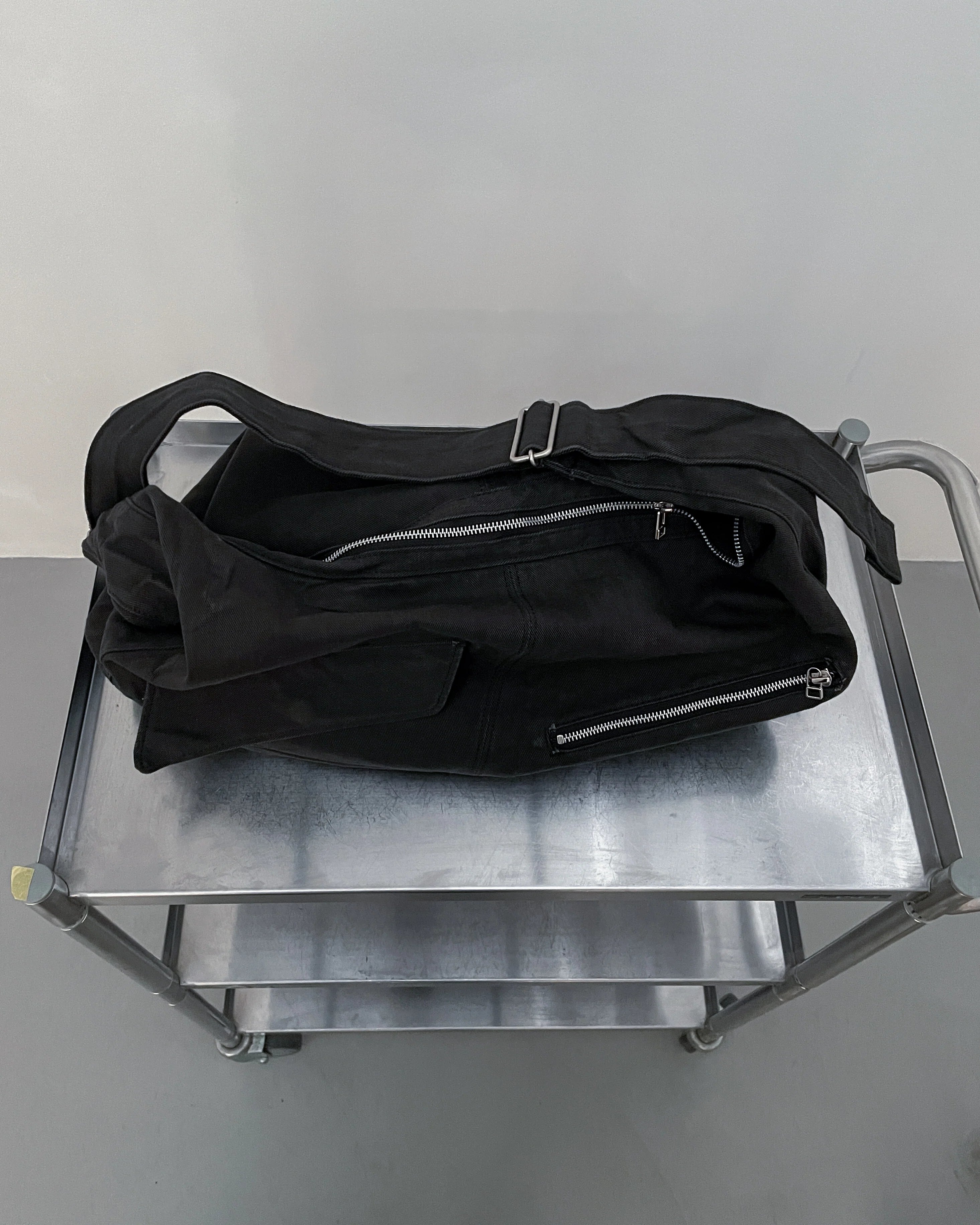 バッグ antwort sulfur editor bag SULFUR EDITOR BAG – THE OTHER SIDE STORE