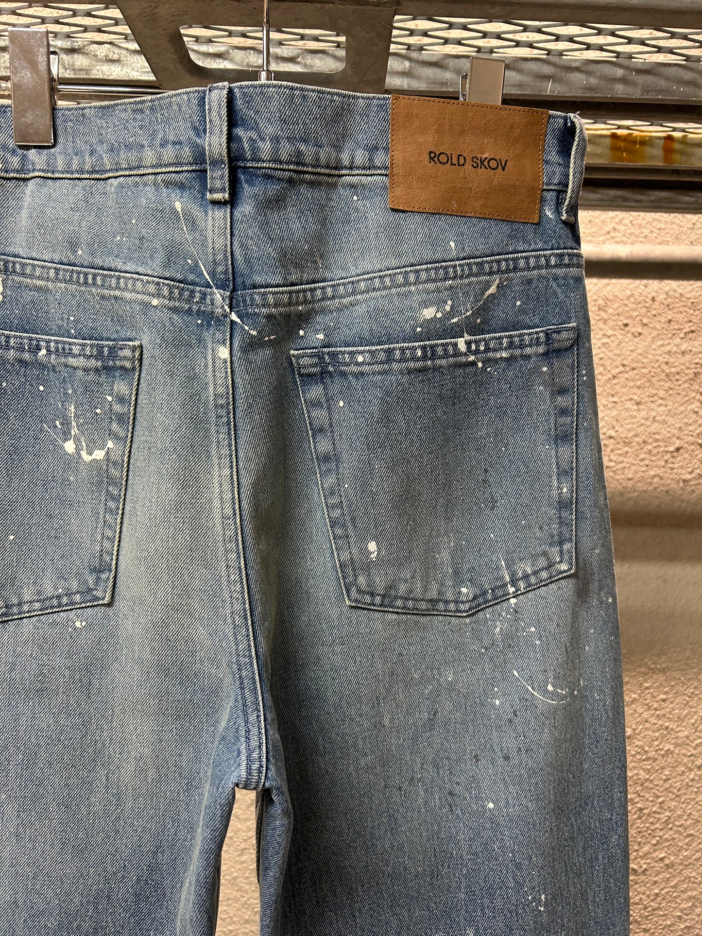 BOOTCUT