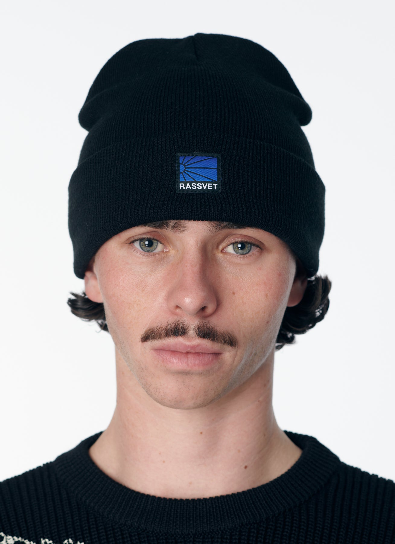 RASSVET LOGO BEANIE