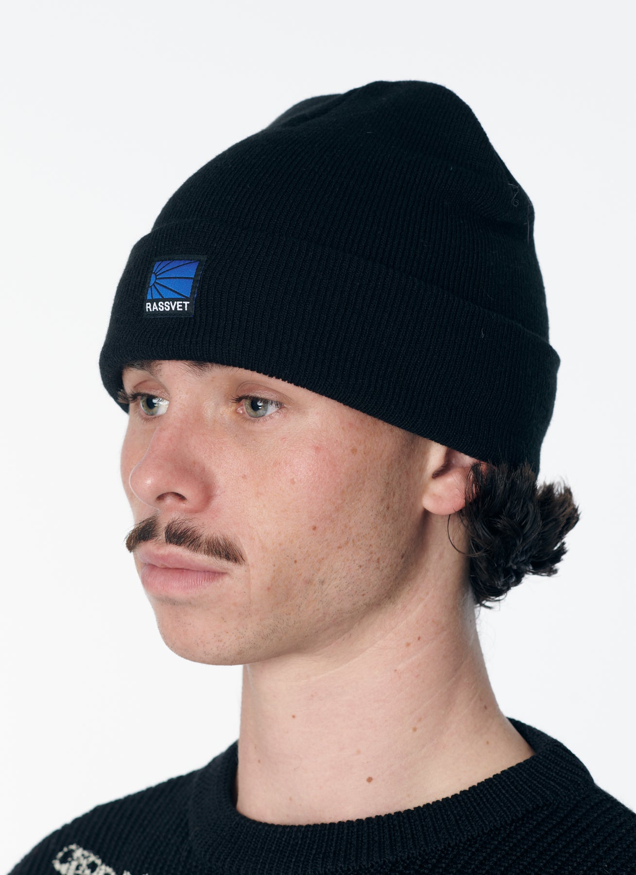 RASSVET LOGO BEANIE
