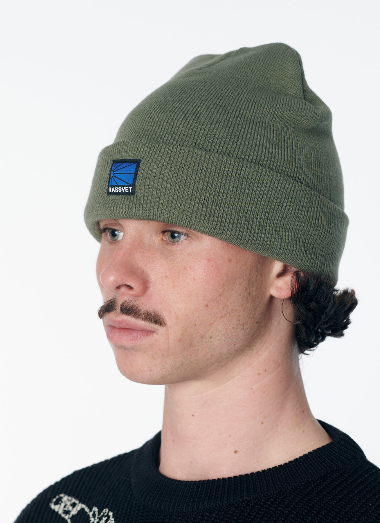RASSVET LOGO BEANIE