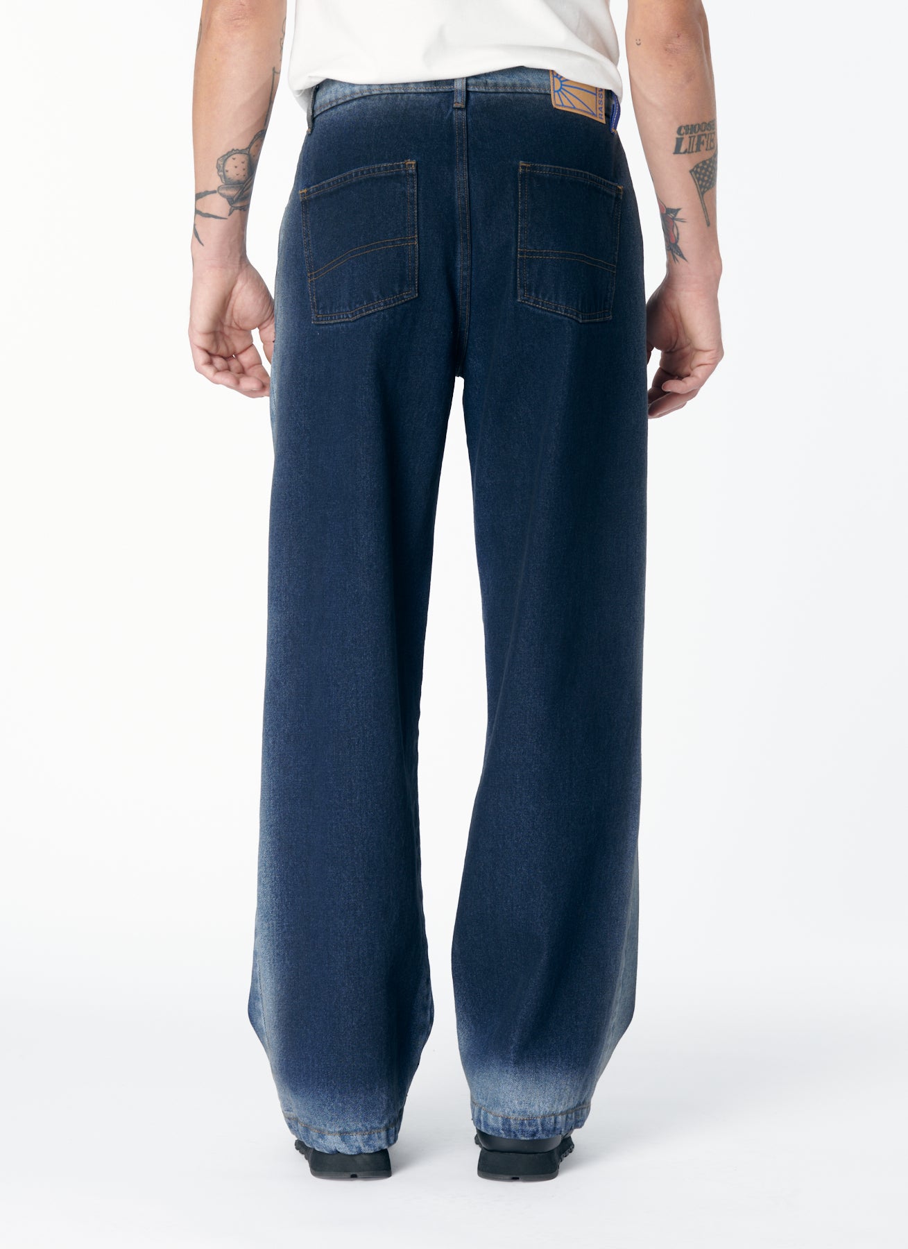 SHADOW WASH BAGGY DENIM PANTS
