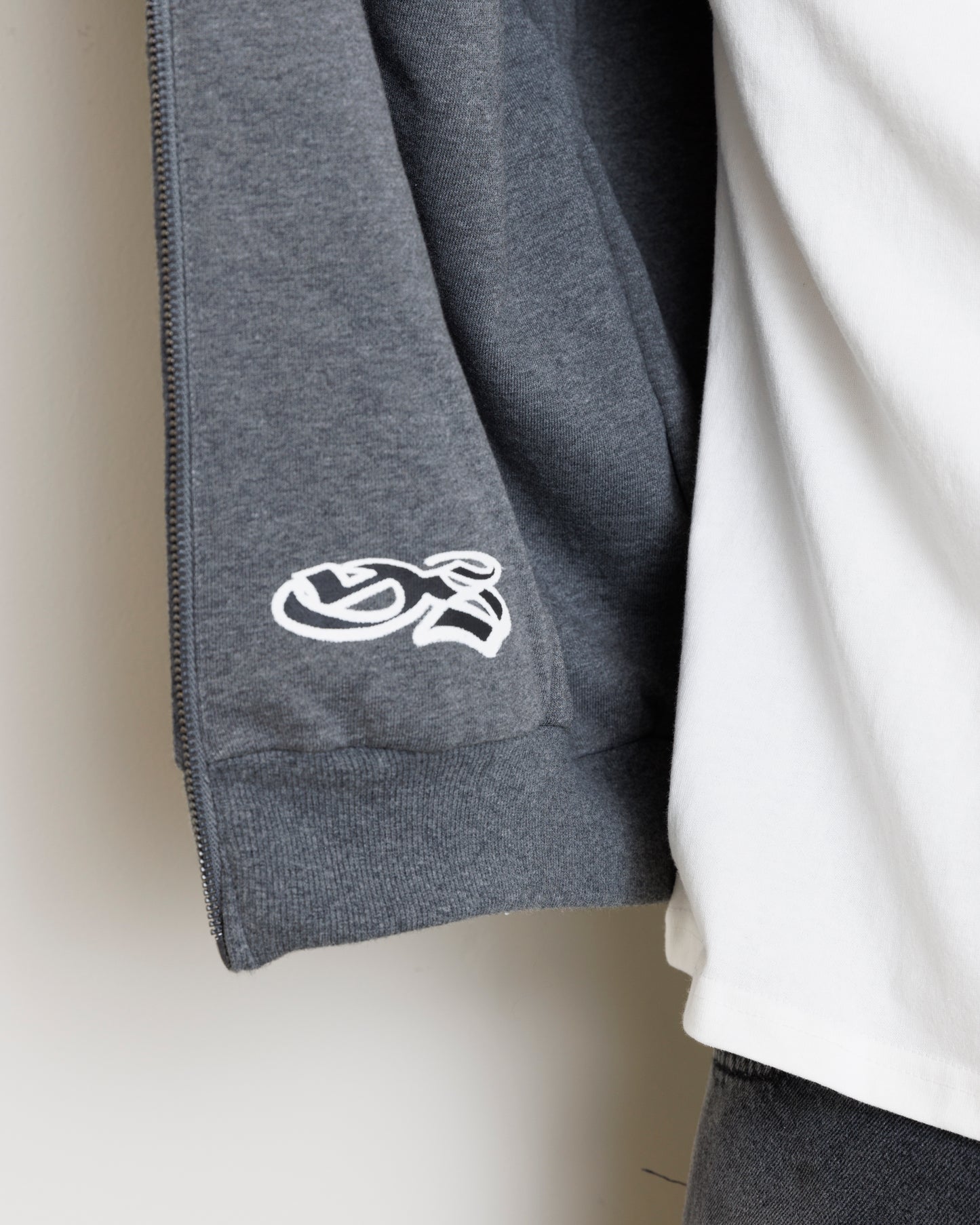 Reversible Thermal Hood (Black/Charcoal)