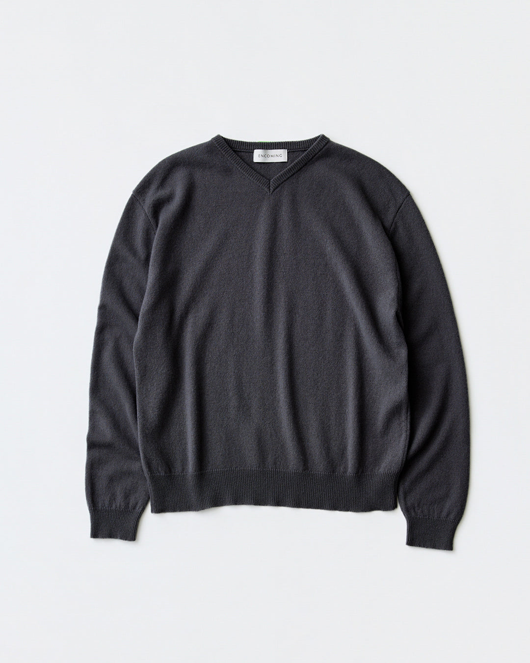 KNITTED V NECK JUMPER