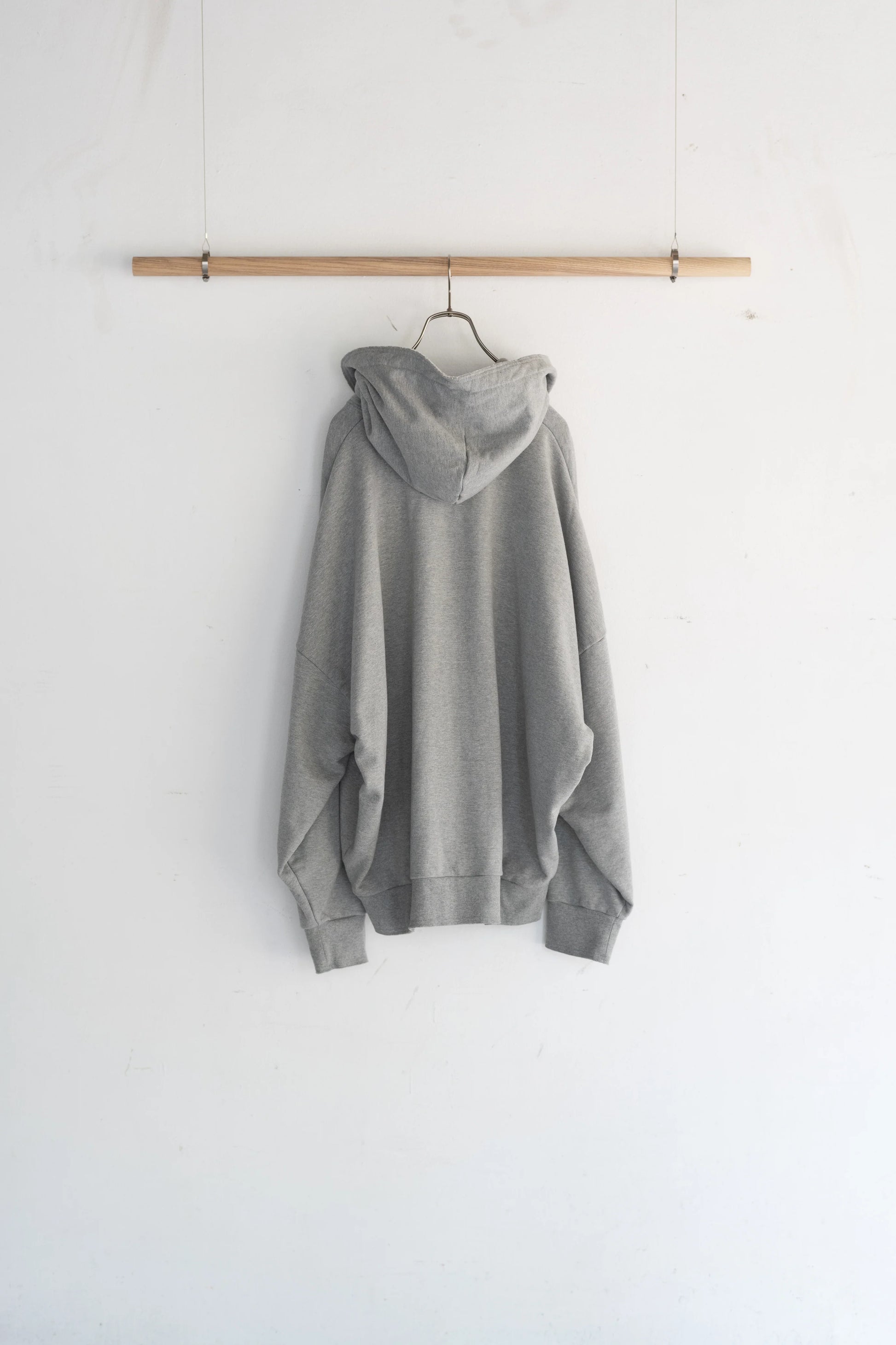 CUT OFF ZIP HOODIE – THE OTHER SIDE STORE CUT OFF ZIP HOODIE – THE OTHER SIDE STORE