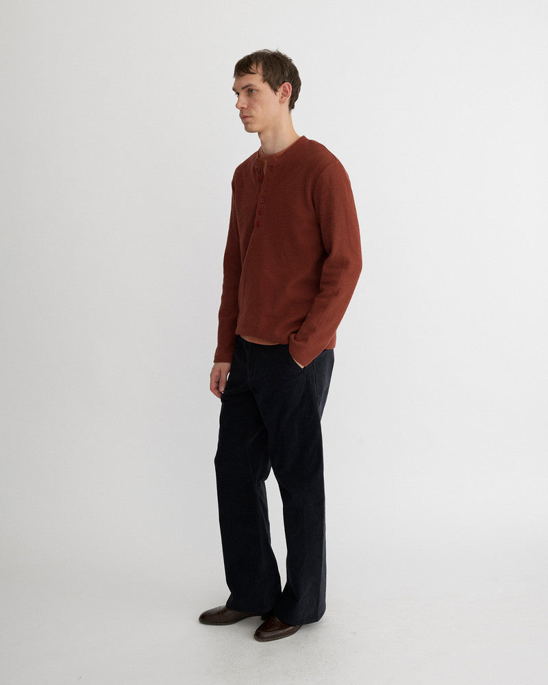 BUTTON HENLEY NECK