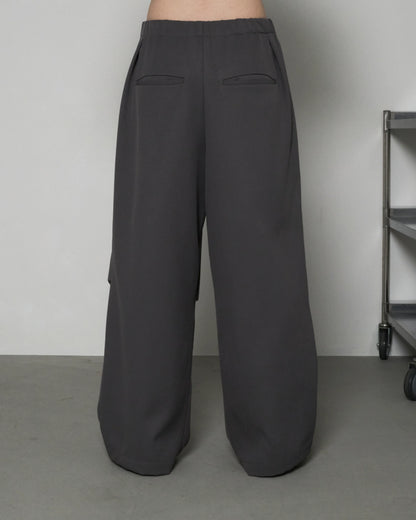 DRAPE TUCK PANTS