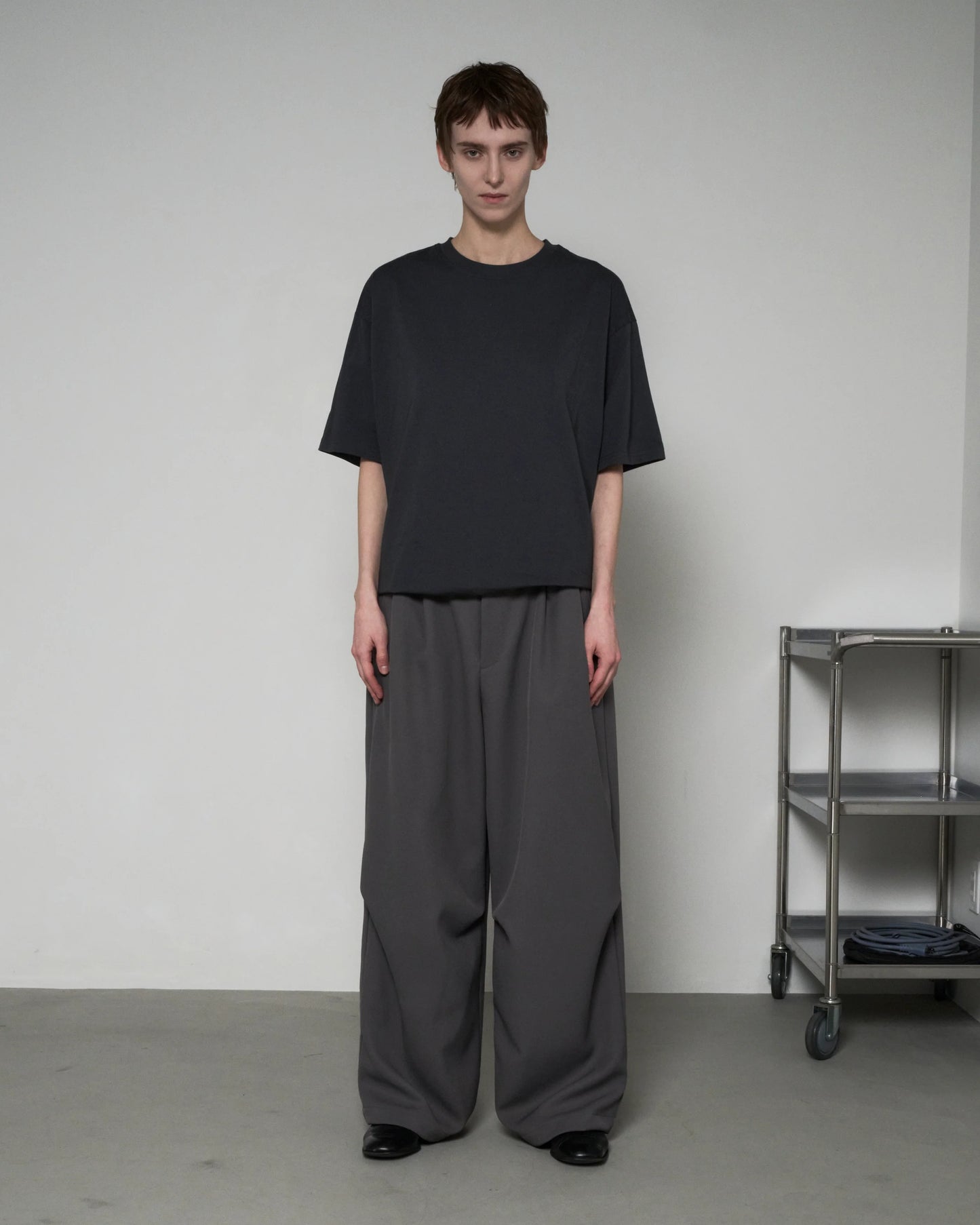 DRAPE TUCK PANTS