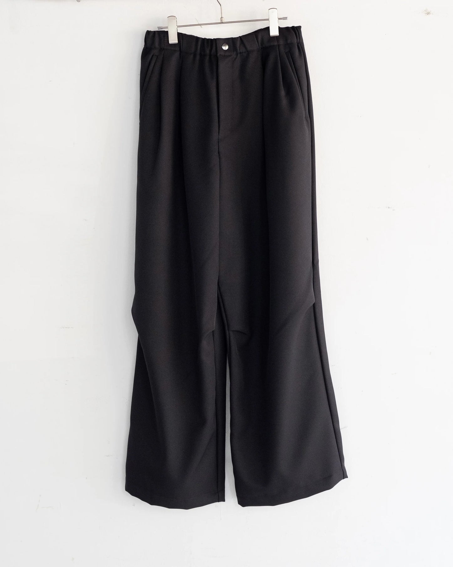 DRAPE TUCK PANTS