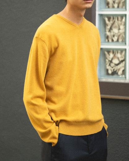 KNITTED V NECK JUMPER