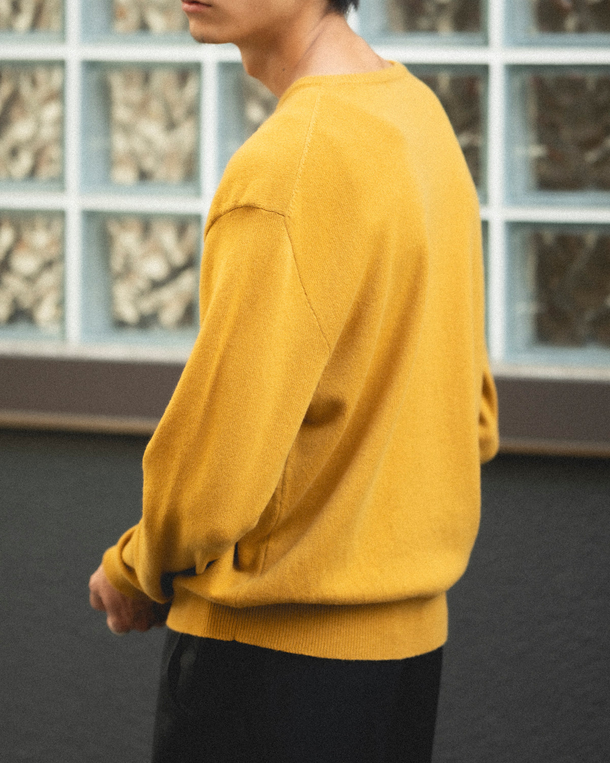 KNITTED V NECK JUMPER