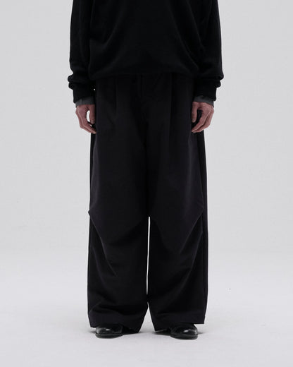 SMOOTH TAFTA DRAPE TUCK PANTS