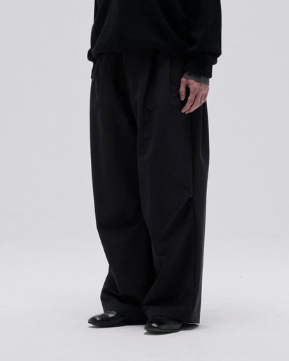 SMOOTH TAFTA DRAPE TUCK PANTS
