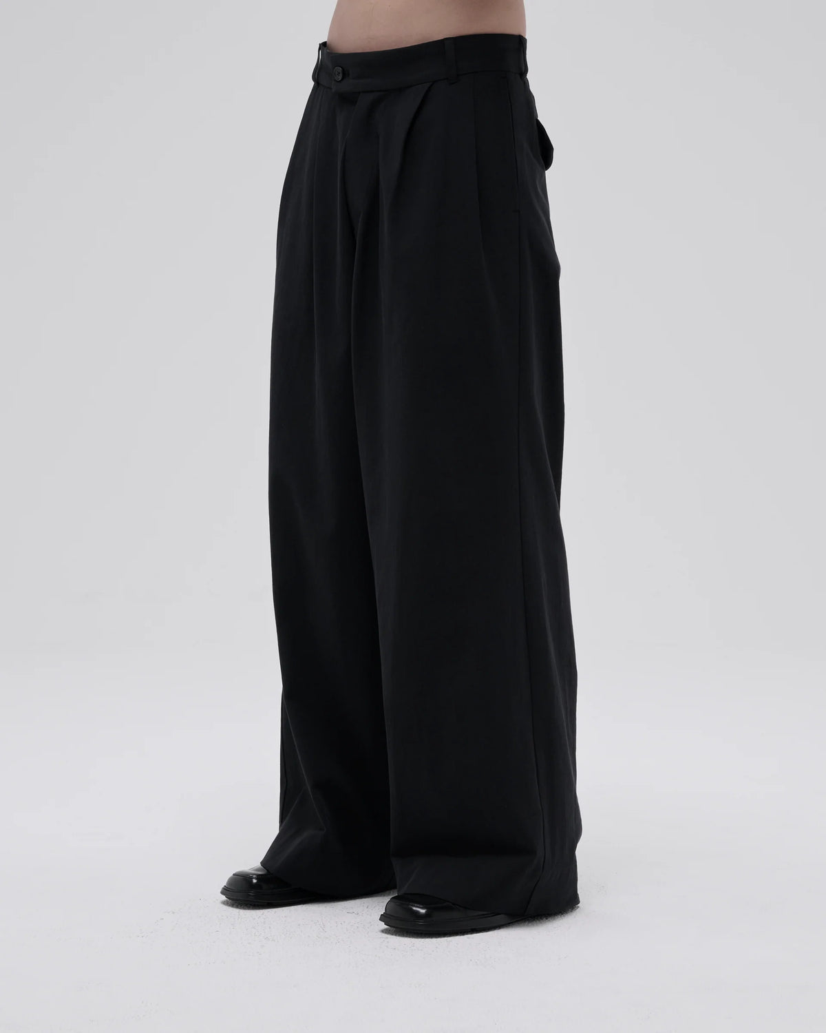 COTTON GABARDINE WIDE PANTS