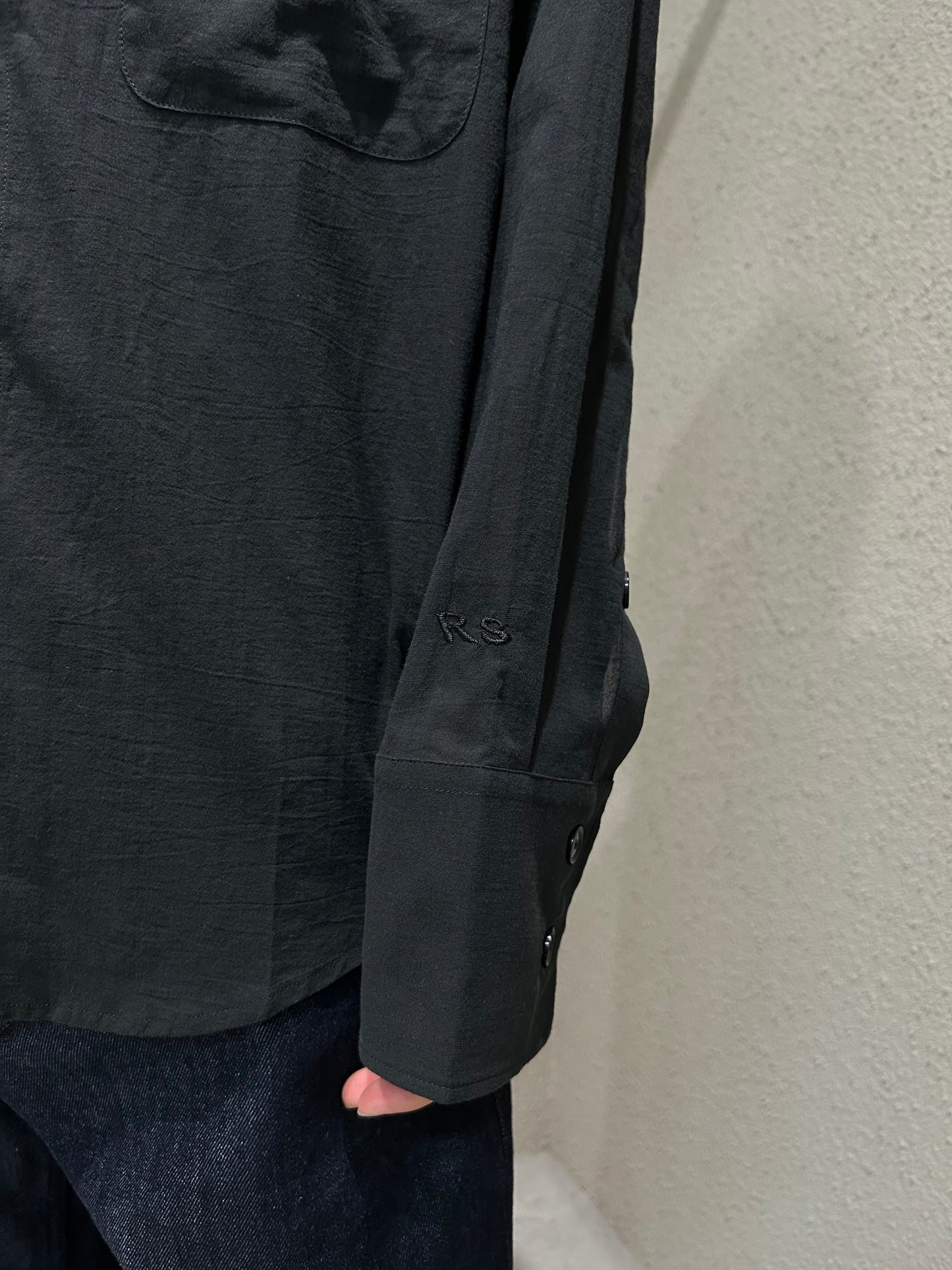 BAT FIT SHIRT