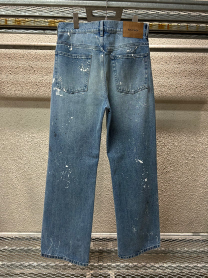 BOOTCUT