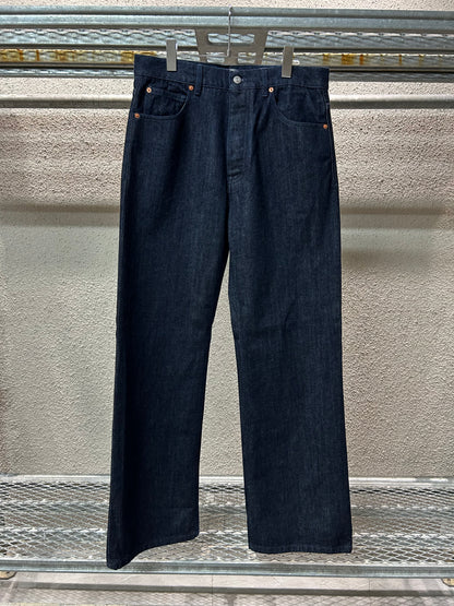BOOTCUT