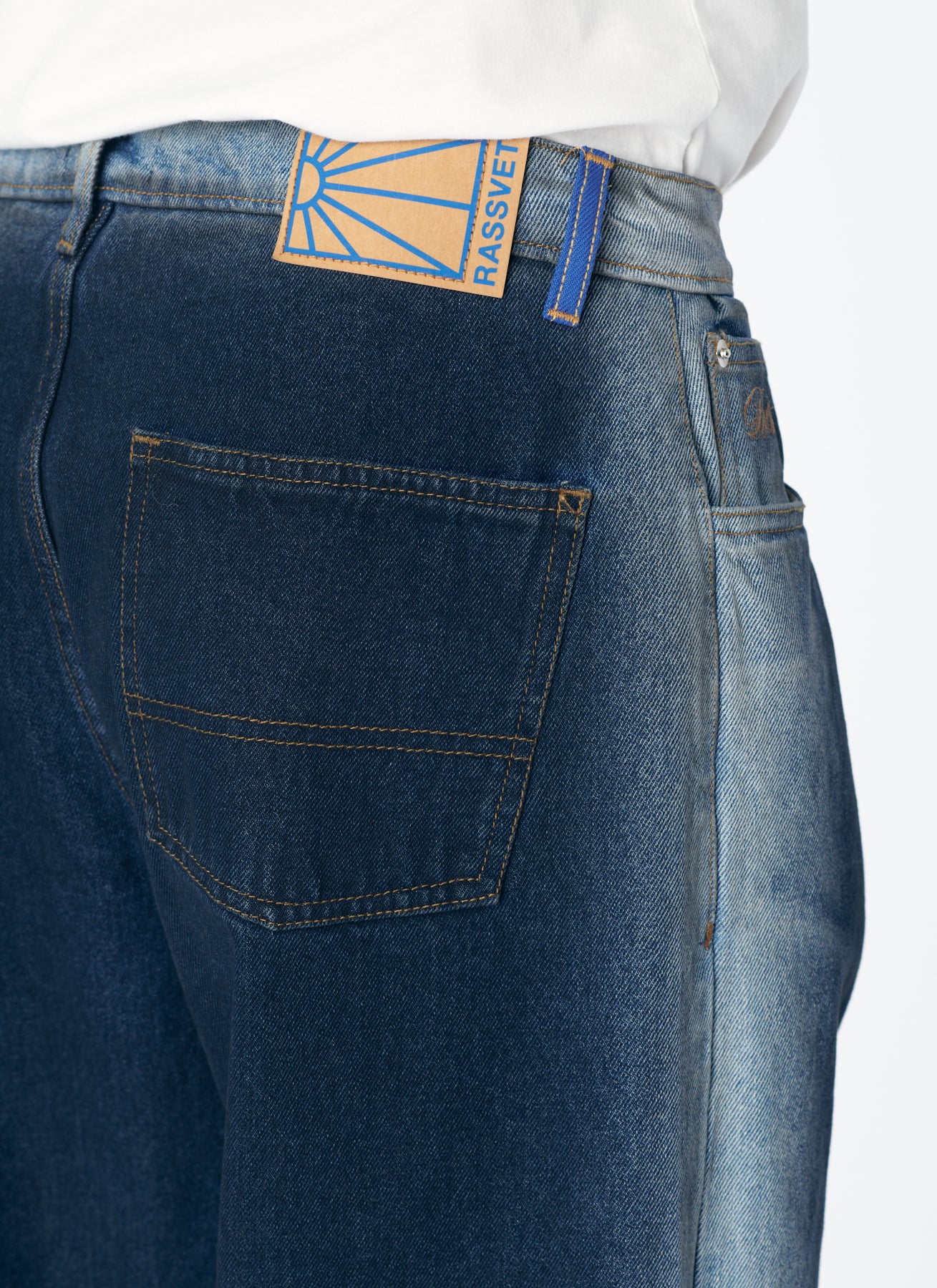 SHADOW WASH BAGGY DENIM PANTS